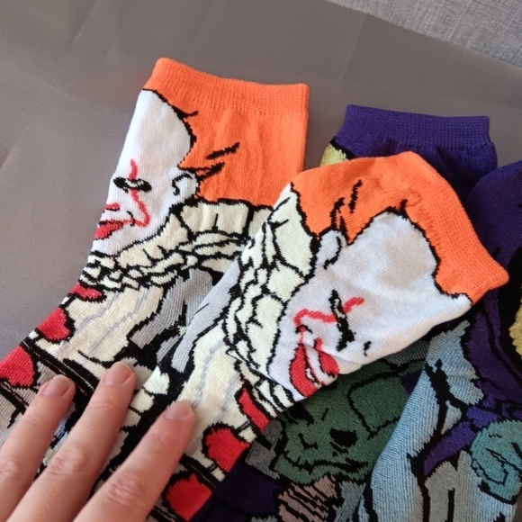Halloween Horror Character Socks 5 Pairs Iconic Antagonistic Stars NEW - Picture 7 of 7